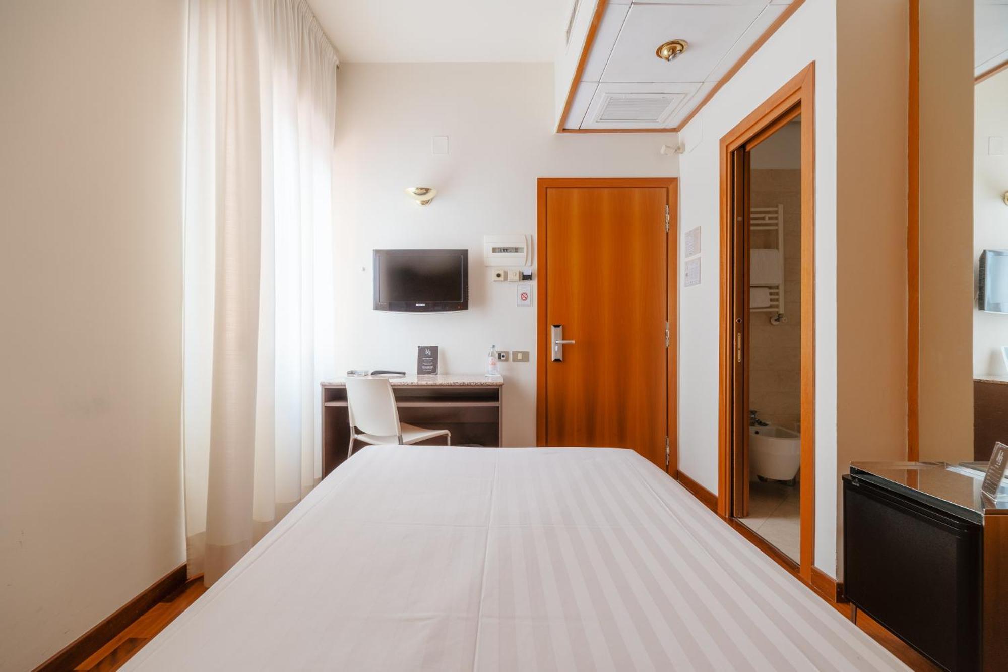 Miramare Hotel 4*